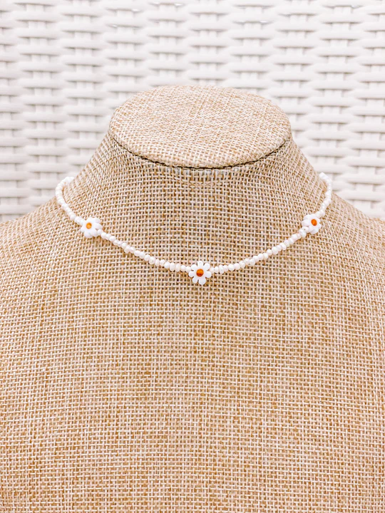"Gia"-Tiny-Pearl-Daisy-Necklace