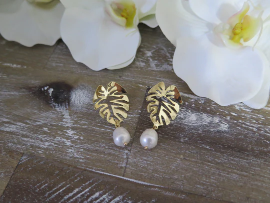 Palm-Beach-Leaf-Pearl-Drop-Earrings