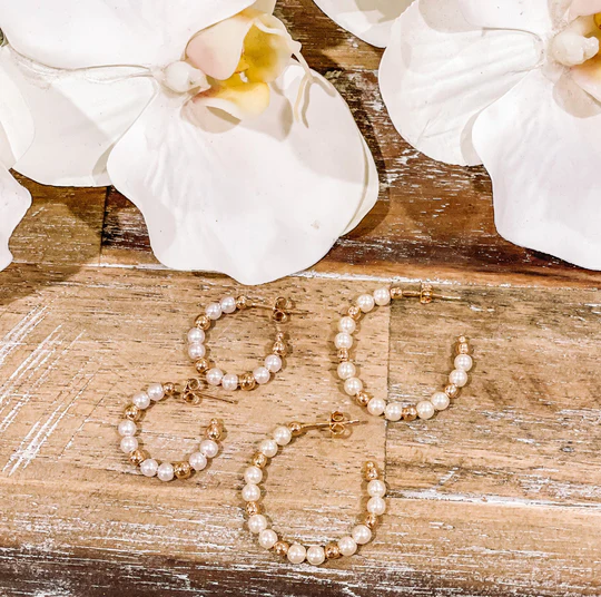 Not-Your-Momma’s-Pearl-Hoops