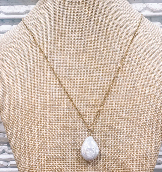 Classic-Pearl-Drop-Necklace