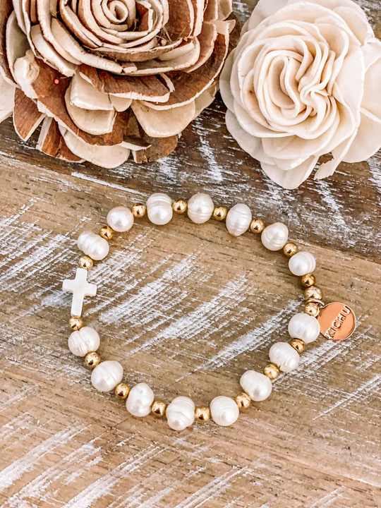 Classic-Kichu-Pearl-Bracelet-with-Cross