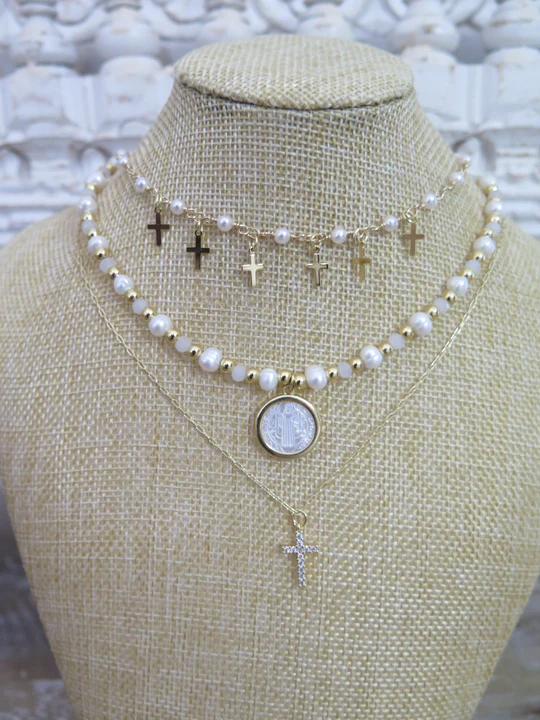 Maddie-Cross-and-Pearl-Necklace-Choker