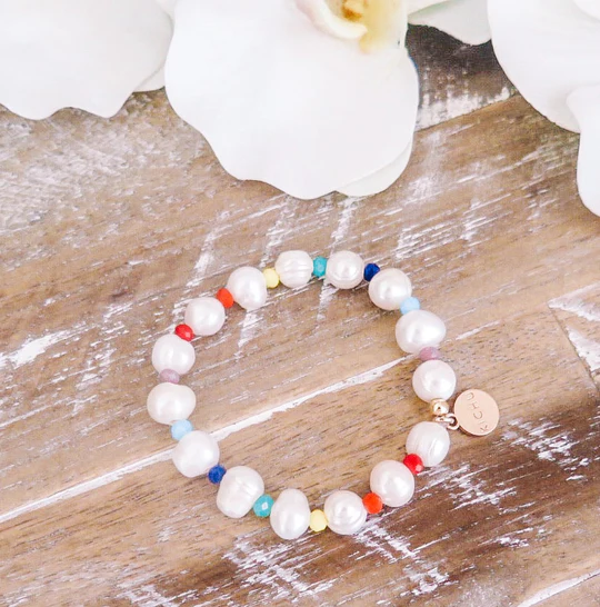 Hope-Medium-Rainbow-Baroque-Pearl-Bracelet